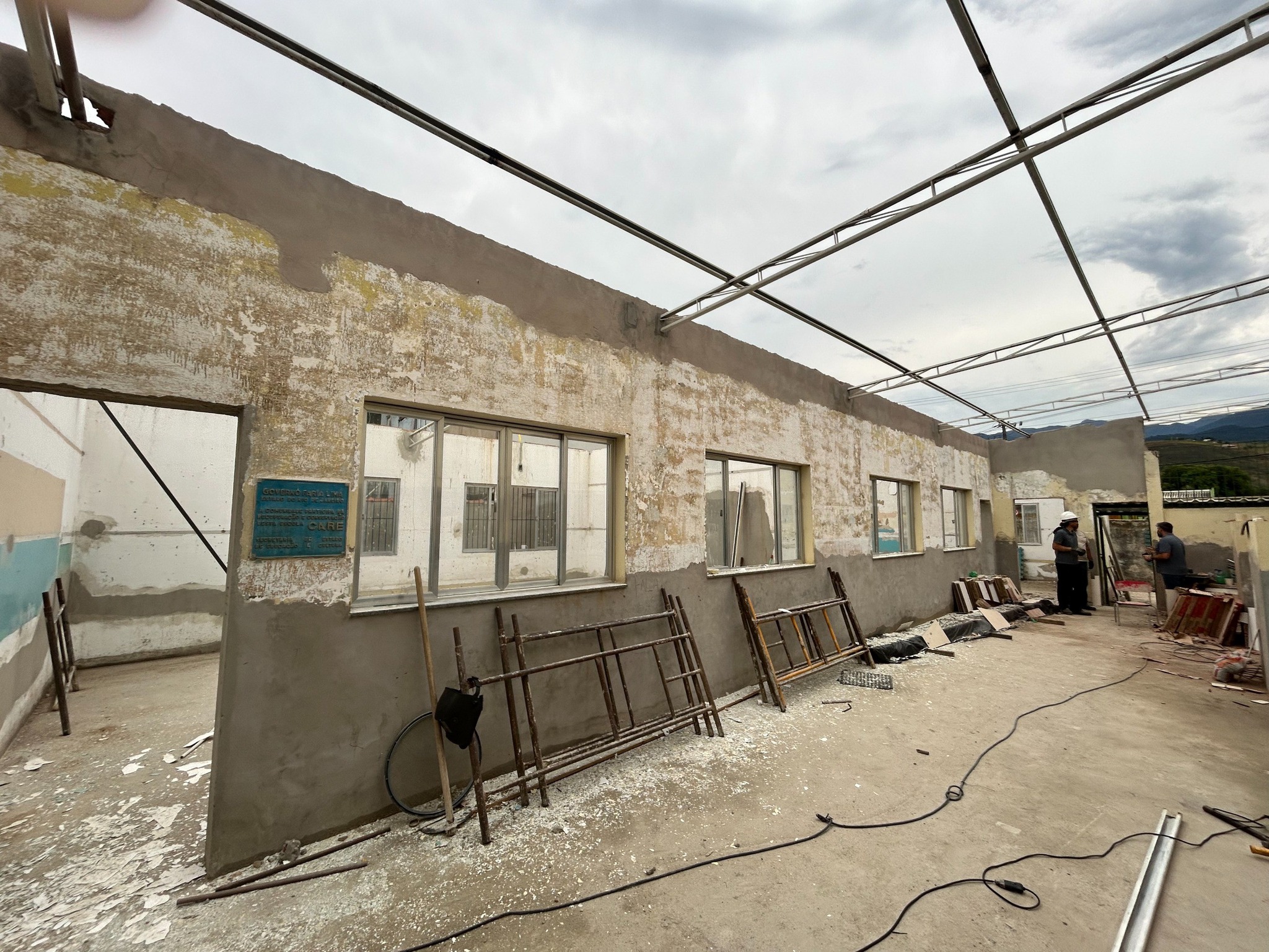 34.cf.res.cidades.escola wagner guimarães avança em obras.redessociais (10)