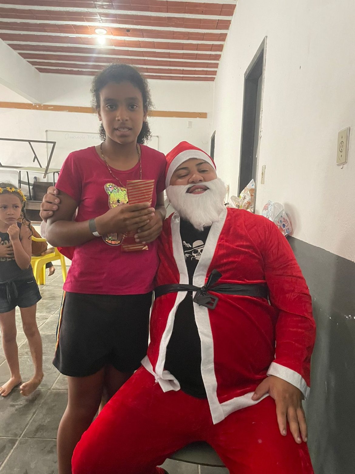 35 cidades projeto ‘entre amigos’ inicia campanha de arrecadação para a realização do natal para crianças carentes –divulgaÇÃo11