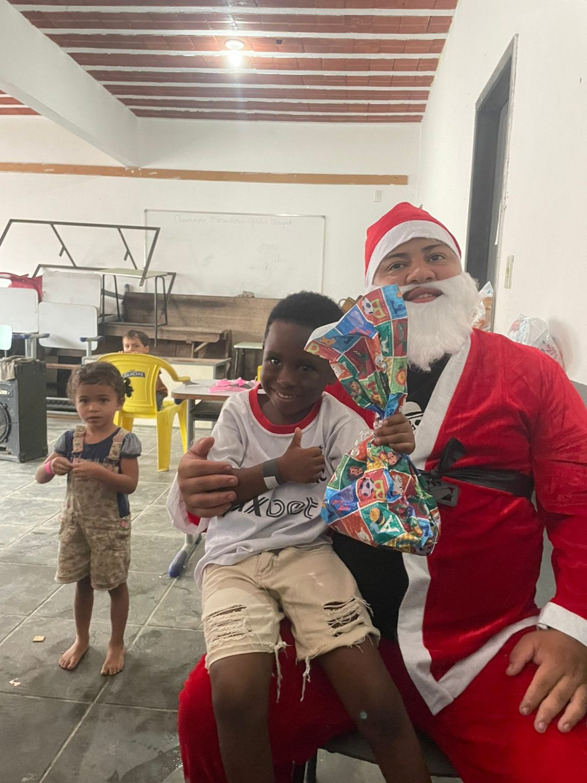 35 cidades projeto ‘entre amigos’ inicia campanha de arrecadação para a realização do natal para crianças carentes –divulgaÇÃo123