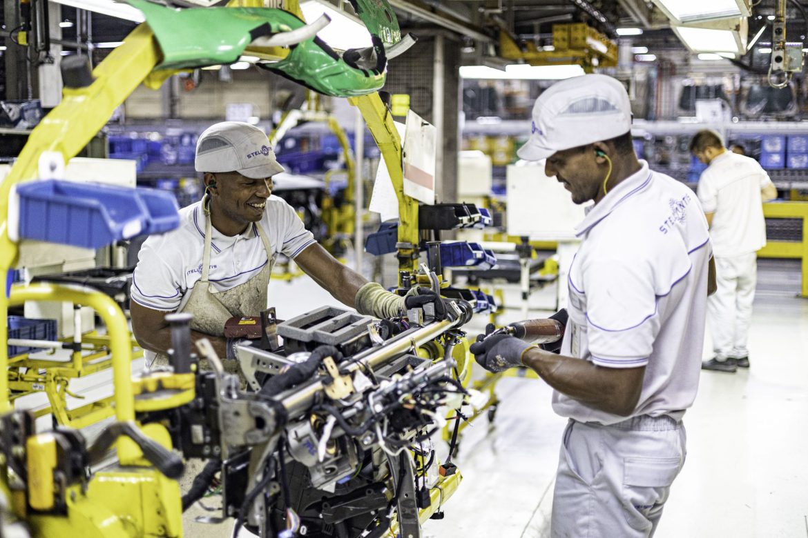 41.cf.res.economia.porto real realiza dia d de entrevistas.2.vagas.arquivovc