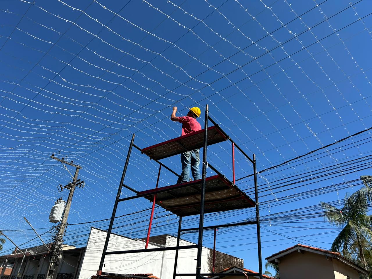 83.cf.res.cidades.itatiaia se transforma na casa do natal.1.tÚnel.divulgaÇÃopmi (2)