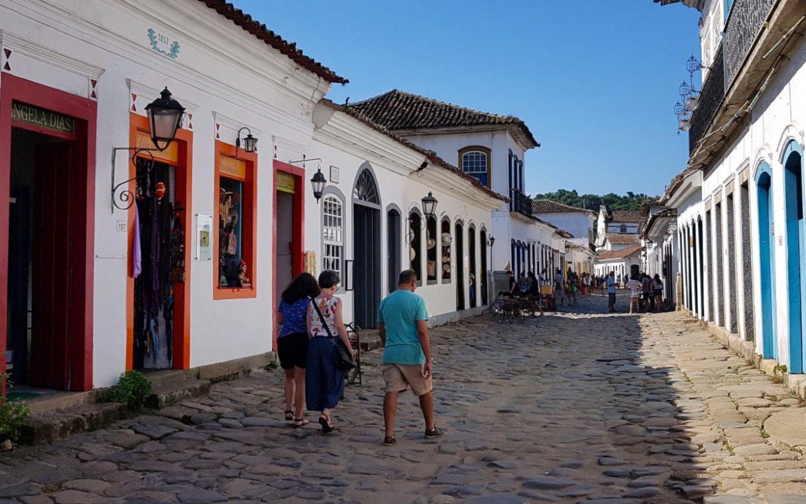 a 45 cf economia sesc paraty e valença divulgam vagas de emprego