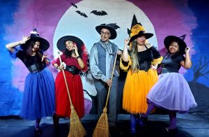 a peça bruzinha.com é uma das atrações da cia granada