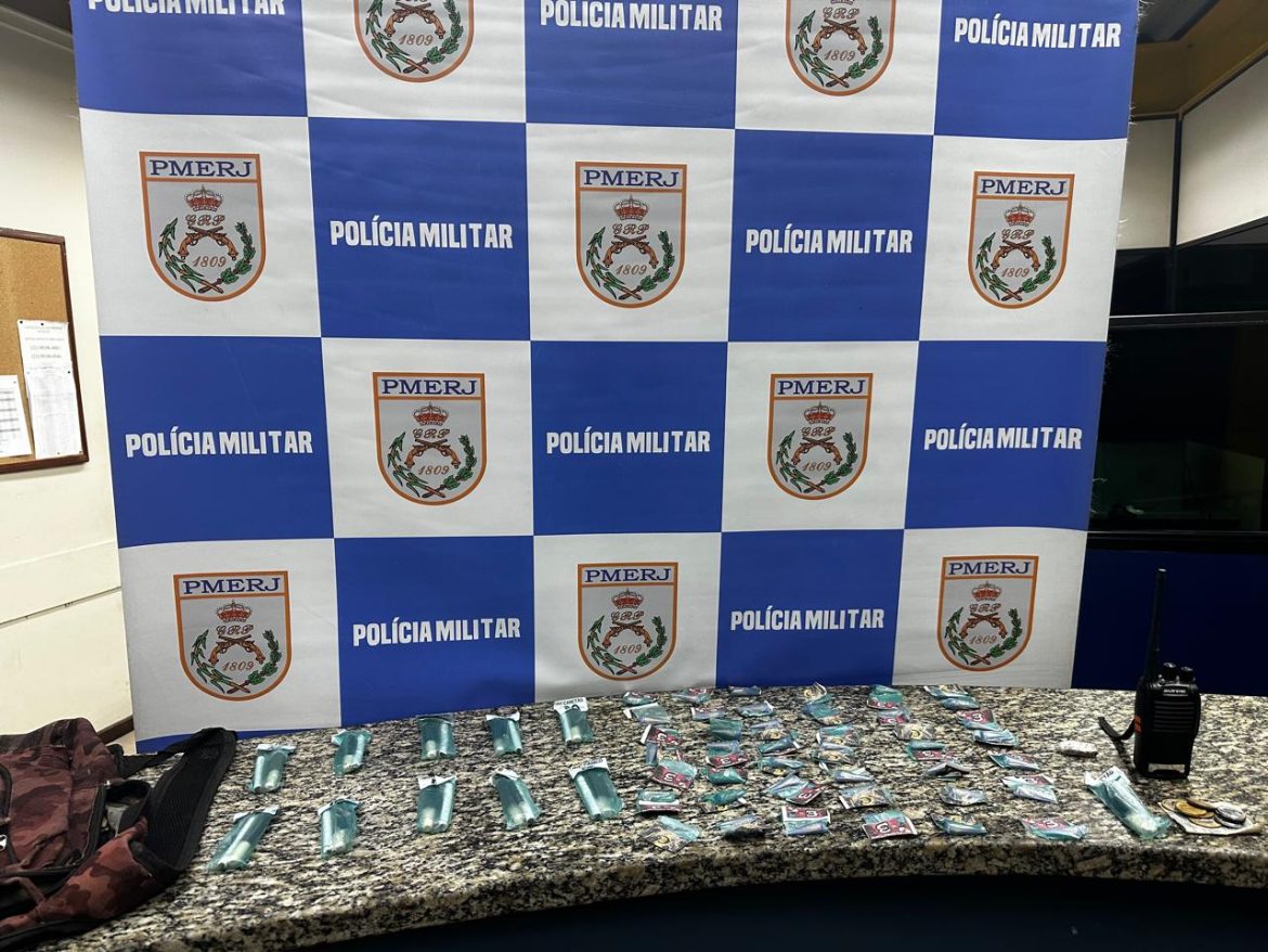 b002bea0 a572 4d47 9eed cc8e8ceed807