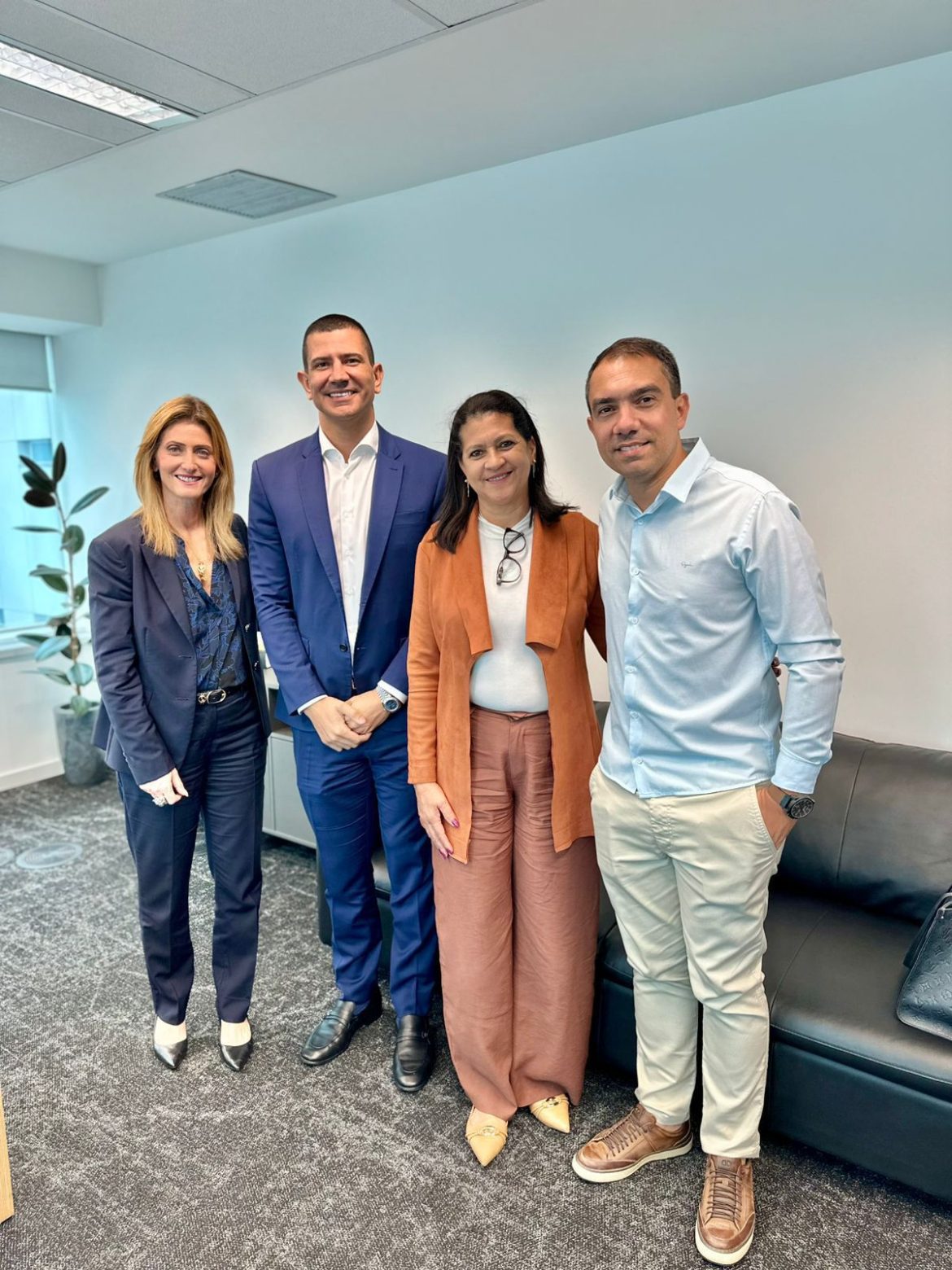 célia jordão leva demandas de miracema e cambuci ao governo do estado divulgação1