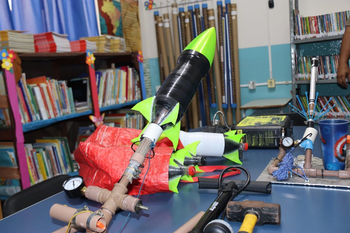 coluna notas e notas.2.alunos.redessociais.res251126 (3)