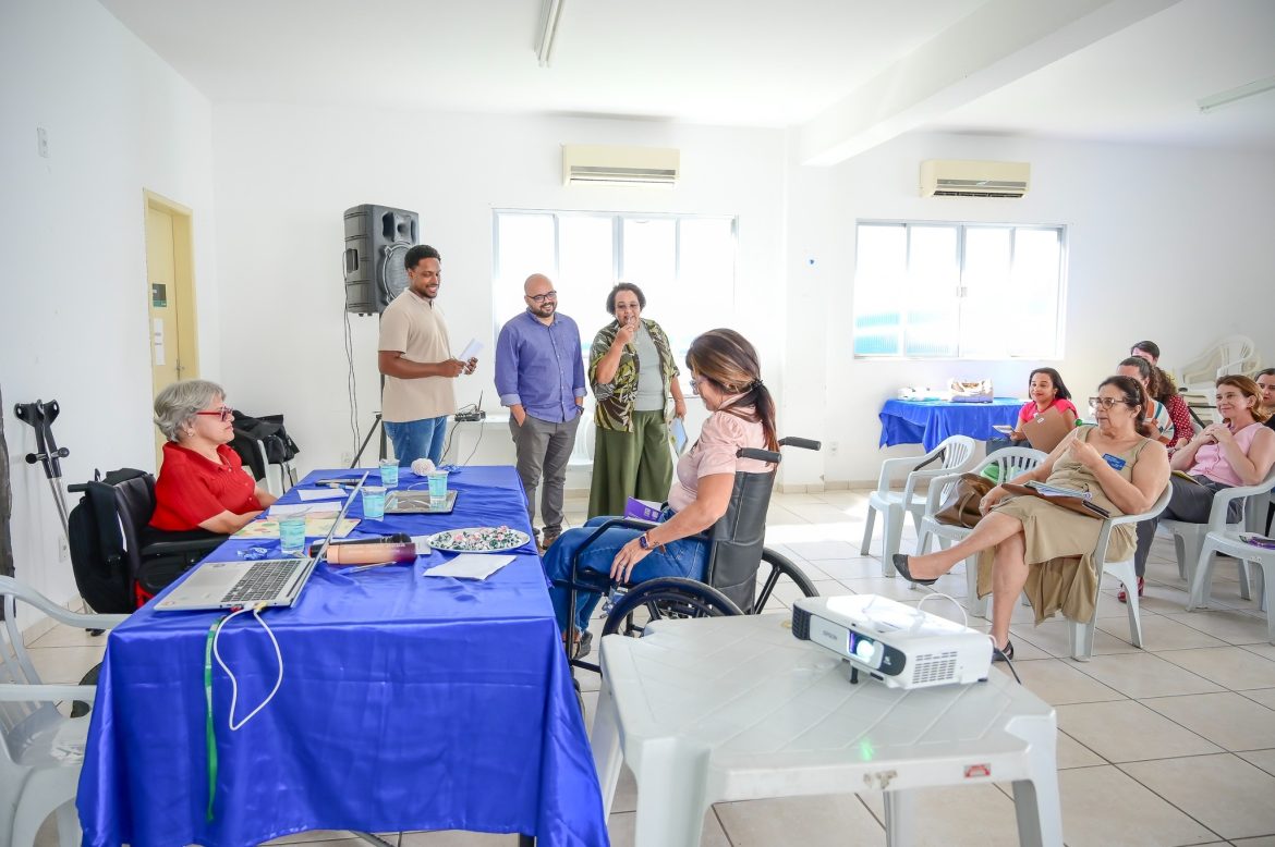 coluna notas e notas.2.servidores.redessociais.res25117 (2) coluna notas e notas.2.servidores.redessociais.res25117 (2)