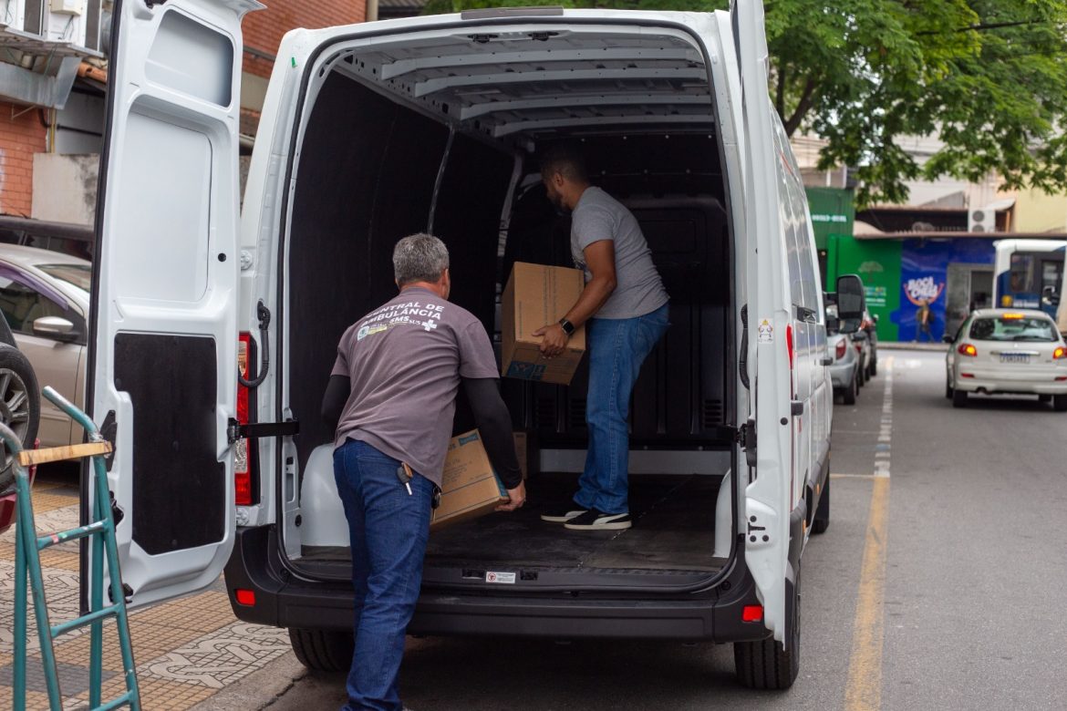 estrutura da saúde de volta redonda ganha reforço com novo veículo para transporte de medicamentos adriana cópio secom estrutura da saúde de volta redonda ganha reforço com novo veículo para transporte de medicamentos adriana cópio secom
