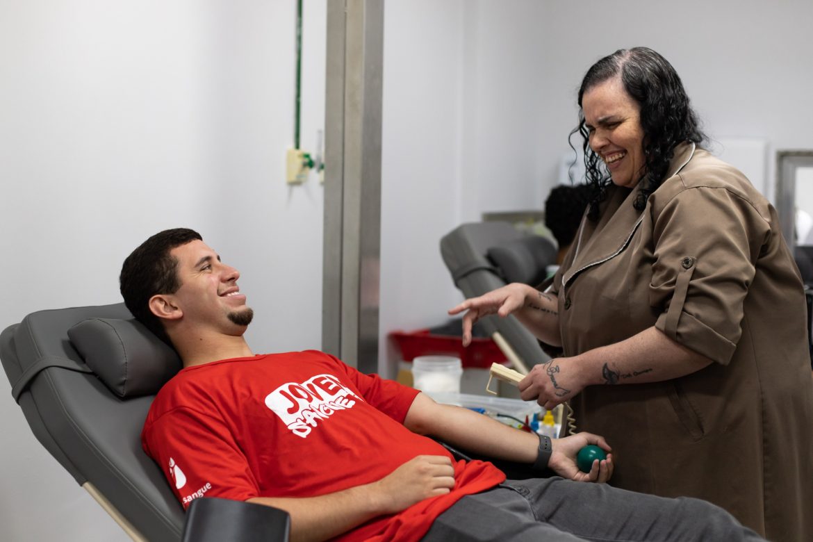 hemonúcleo de volta redonda recebe doação de 19 alunos do ifrj no dia nacional do doador voluntário de sangue cris oliveira secom111