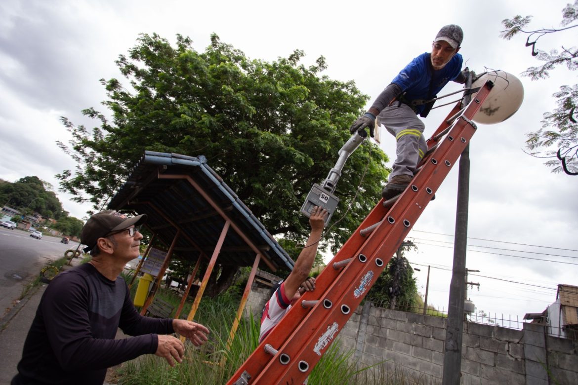 notasvr mais de 120 lÂmpadas trocadas cris oliveira secom notasvr mais de 120 lÂmpadas trocadas cris oliveira secom