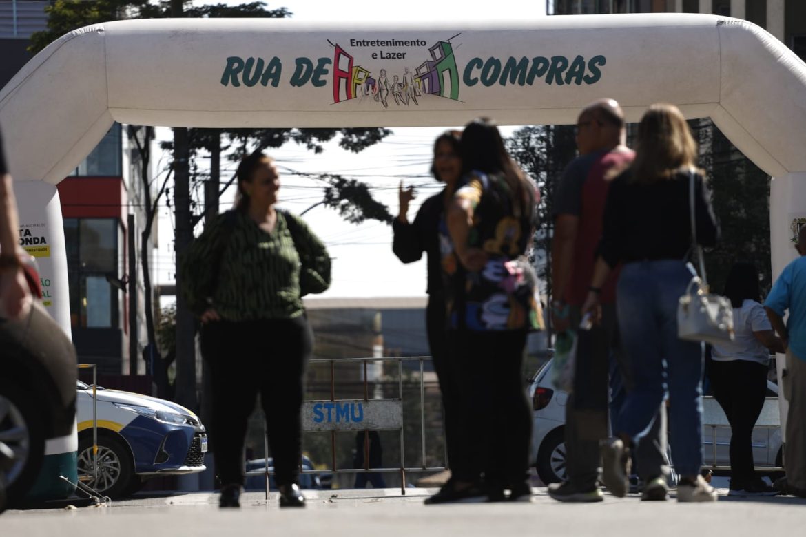 notasvr Última ediÇÃo de 2025 da ‘rua de compras arquivo cris oliveira