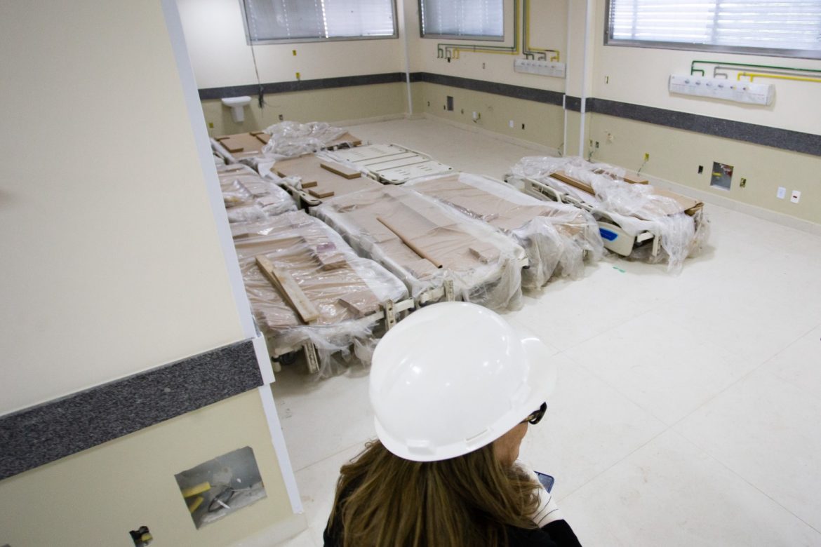 obra de ampliação do hsjb em volta redonda entra na reta final cris oliveira secom11 obra de ampliação do hsjb em volta redonda entra na reta final cris oliveira secom11