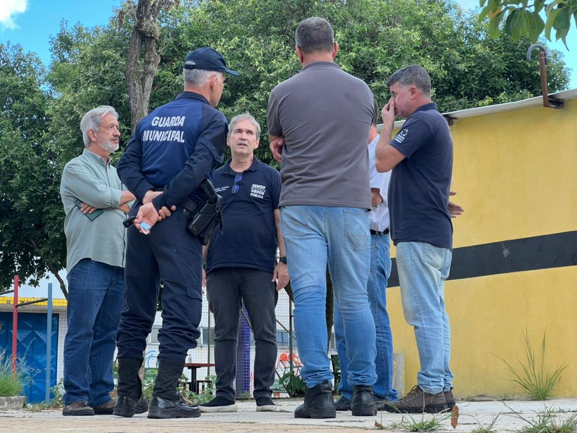 ordem pública de volta redonda vai reforçar segurança com trailer 24 horas na praça independência e luz, no aterrado julio arajo semop
