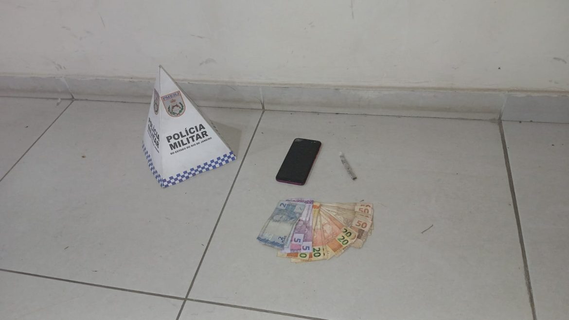 polícia apreende drogas e prende suspeito em valença divulgação