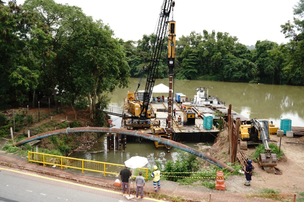 preparação das fundações da nova ponte sobre o paraíba do sul, em volta redonda, é iniciada geraldo gonçalves pmvr preparação das fundações da nova ponte sobre o paraíba do sul, em volta redonda, é iniciada geraldo gonçalves pmvr