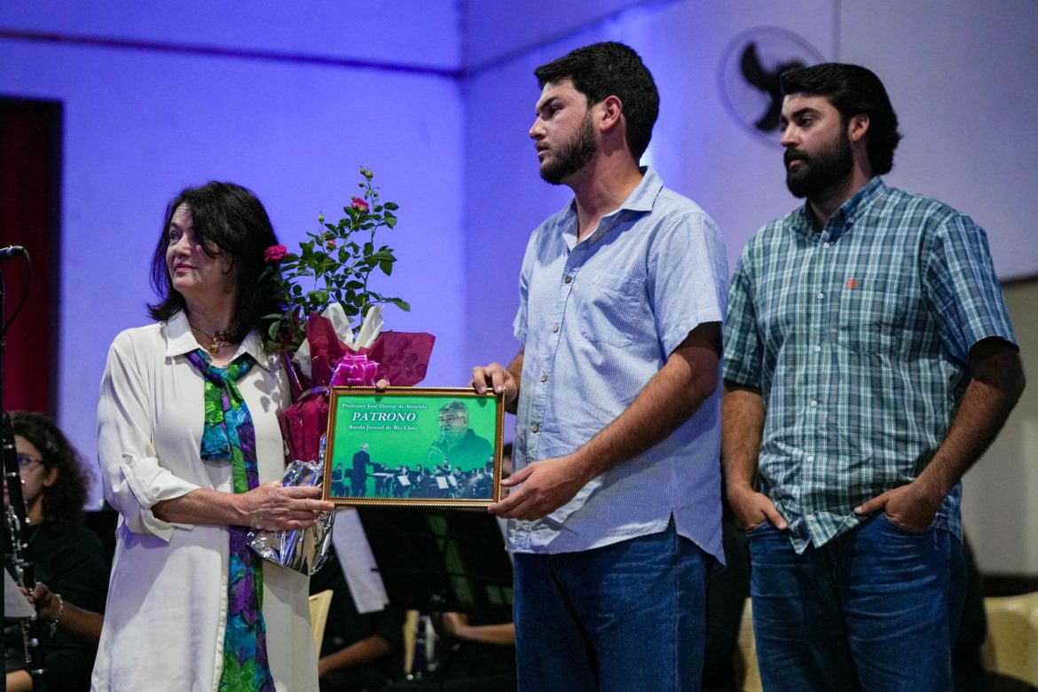 primeiro concerto da banda juvenil de rio claro emociona público márcio moura pmrc111