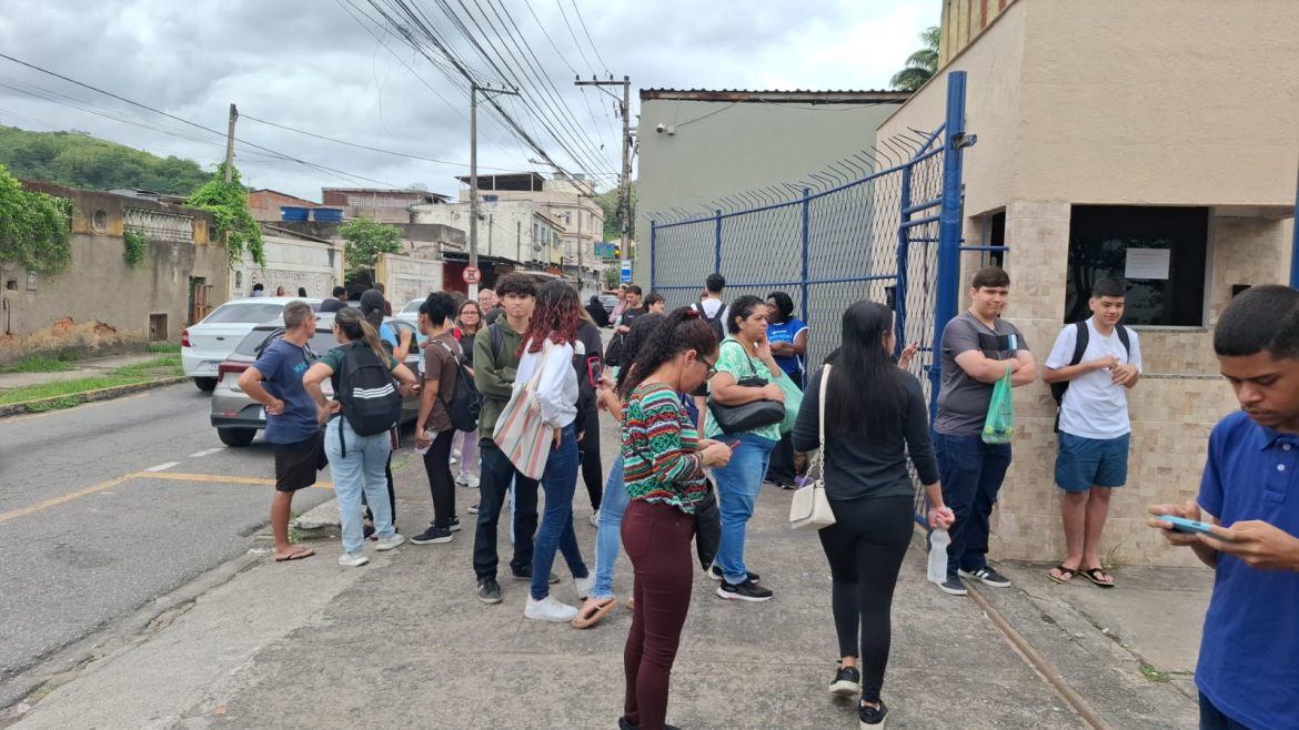primeiro dia de prova do enem em volta redonda e região transcorre com tranquilidade divulgação11 primeiro dia de prova do enem em volta redonda e região transcorre com tranquilidade divulgação11
