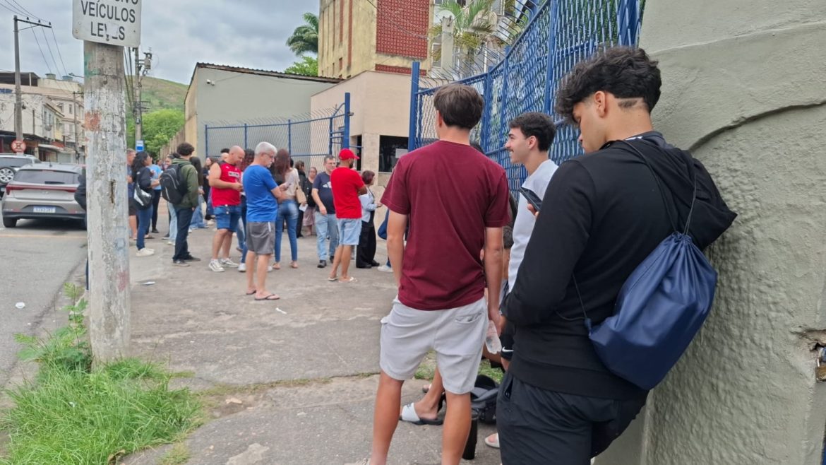 primeiro dia de prova do enem em volta redonda e região transcorre com tranquilidade divulgação1111 primeiro dia de prova do enem em volta redonda e região transcorre com tranquilidade divulgação1111