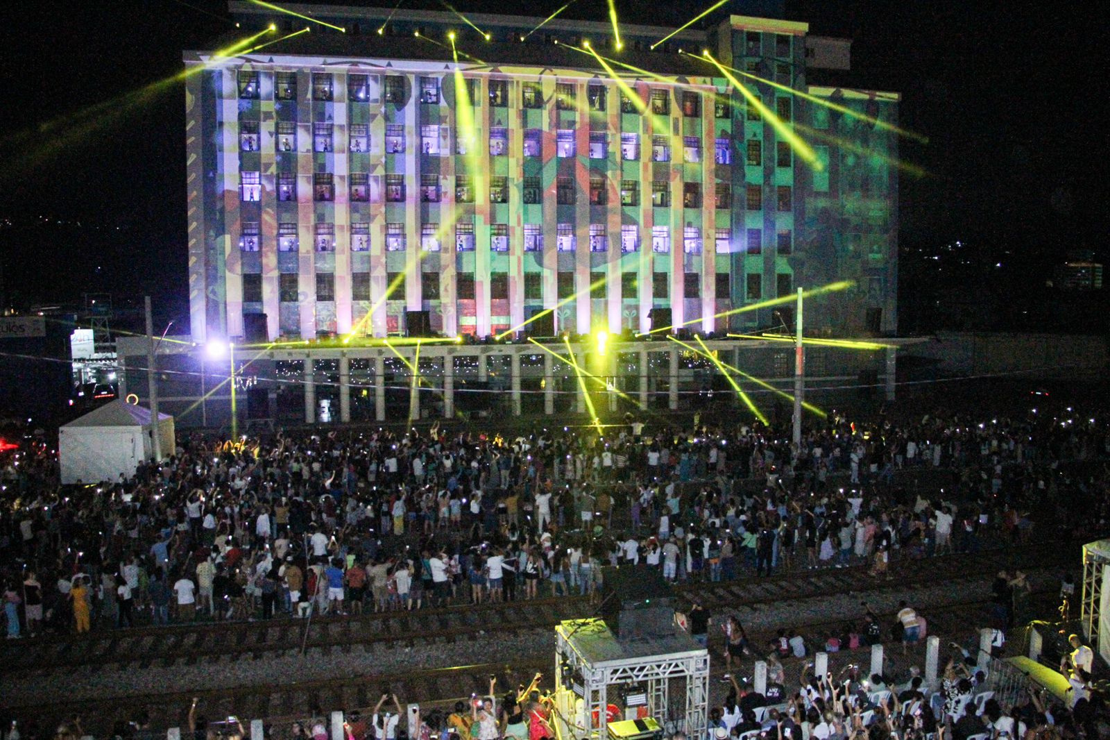 1b0c2873 e9e6 44c4 a84f d1b0b73a981d