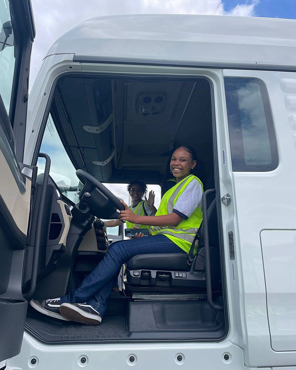 23.cf.res.cidaddes.promea leva estudantes.2.alunos.redessociais (3)