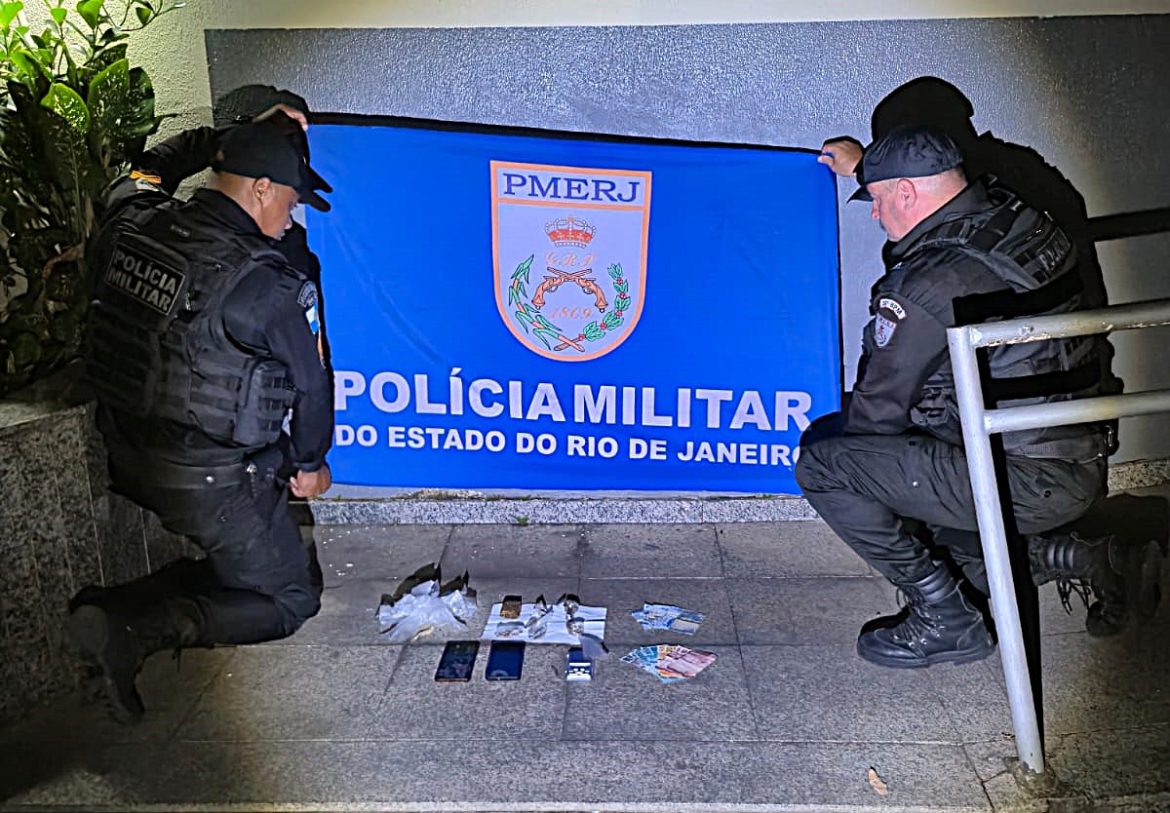 23.cf.res.polÍcia.homem é preso por tráfico de drogas.divulgaÇÃopm