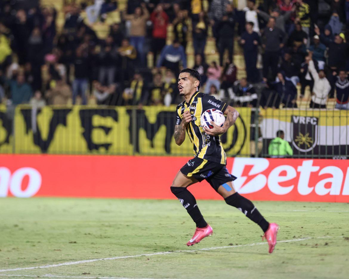 25.cf.res.esportes.voltaço fecha 2025 entre os 50 melhores.andersonmenddesvrfc