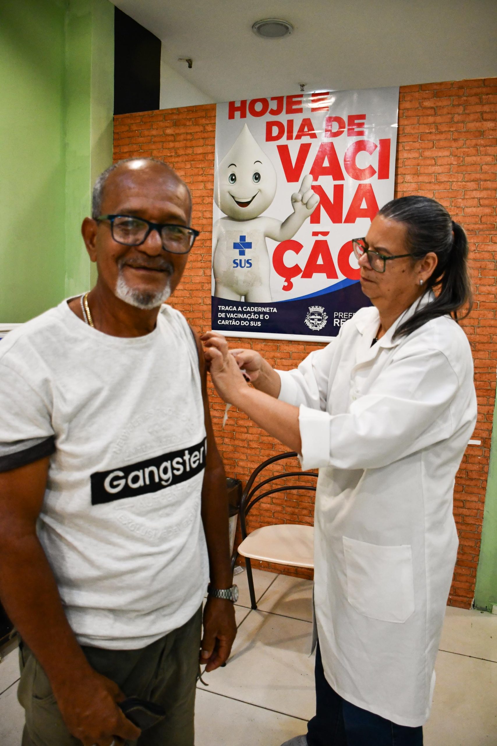 27.cf.res.cidades.resende mantém vacinação.2.aÇÃo.raimundobrasilpmr