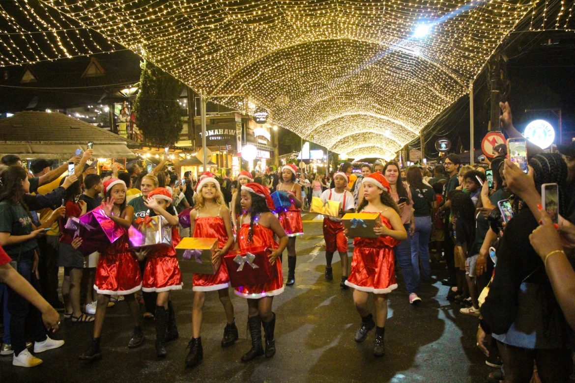 28.cf.res.cidades.caminhão derruba placa.2.tÚnel.divulgaÇÃopmi (3)