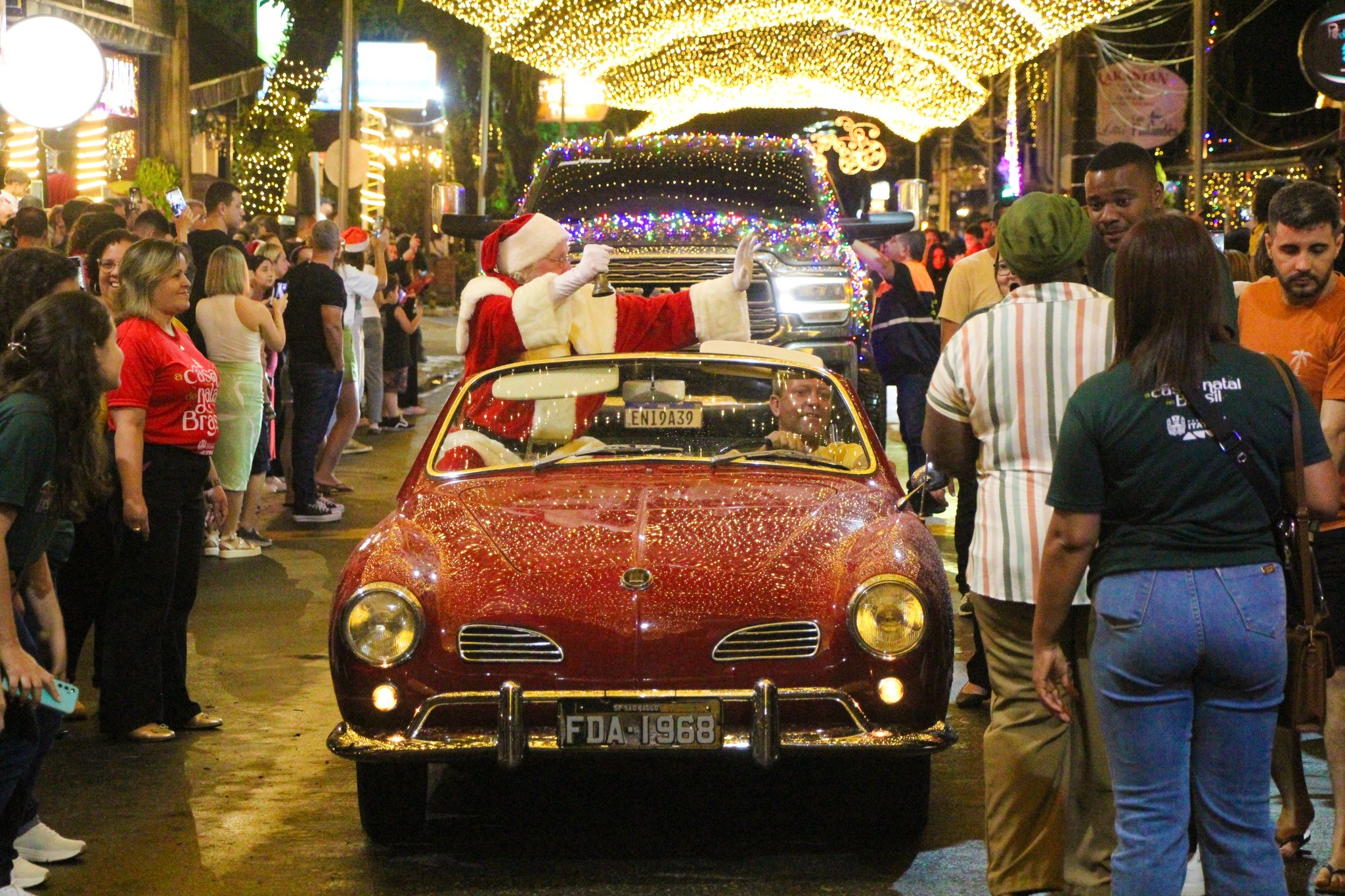 28.cf.res.cidades.caminhão derruba placa.2.tÚnel.divulgaÇÃopmi