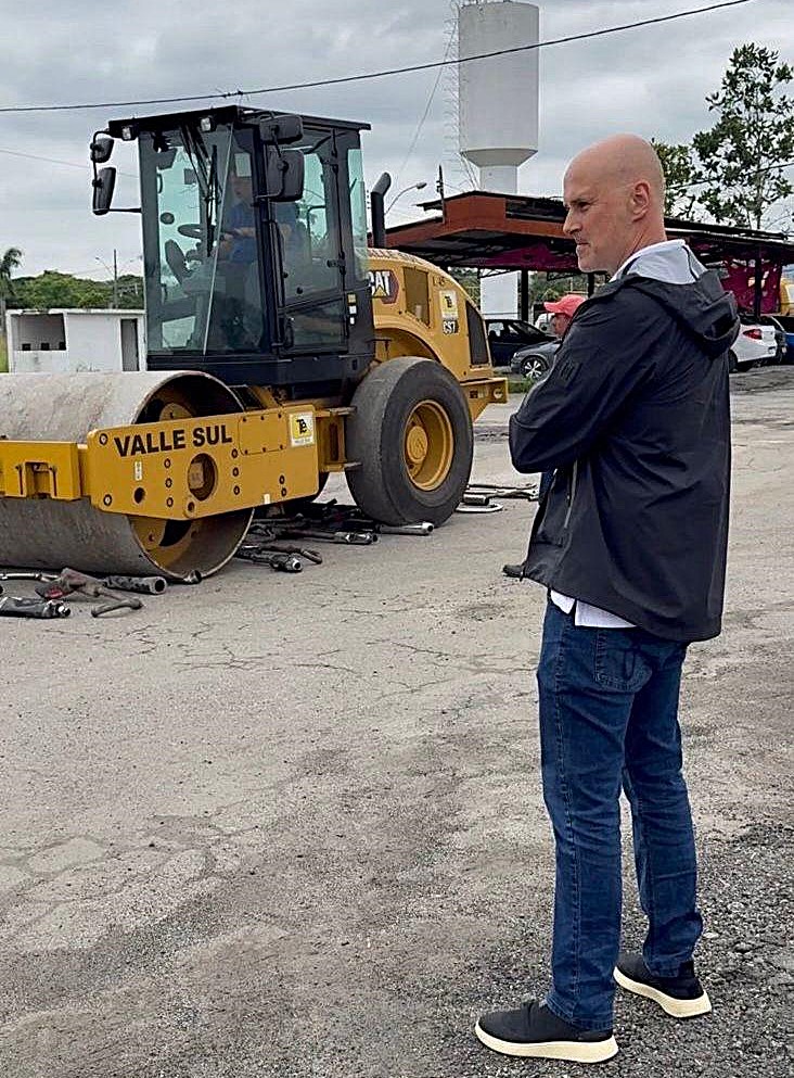 28.cf.res.cidades.prefeitura destrói cerca de 200 escapamentos.2.tande.redesociais