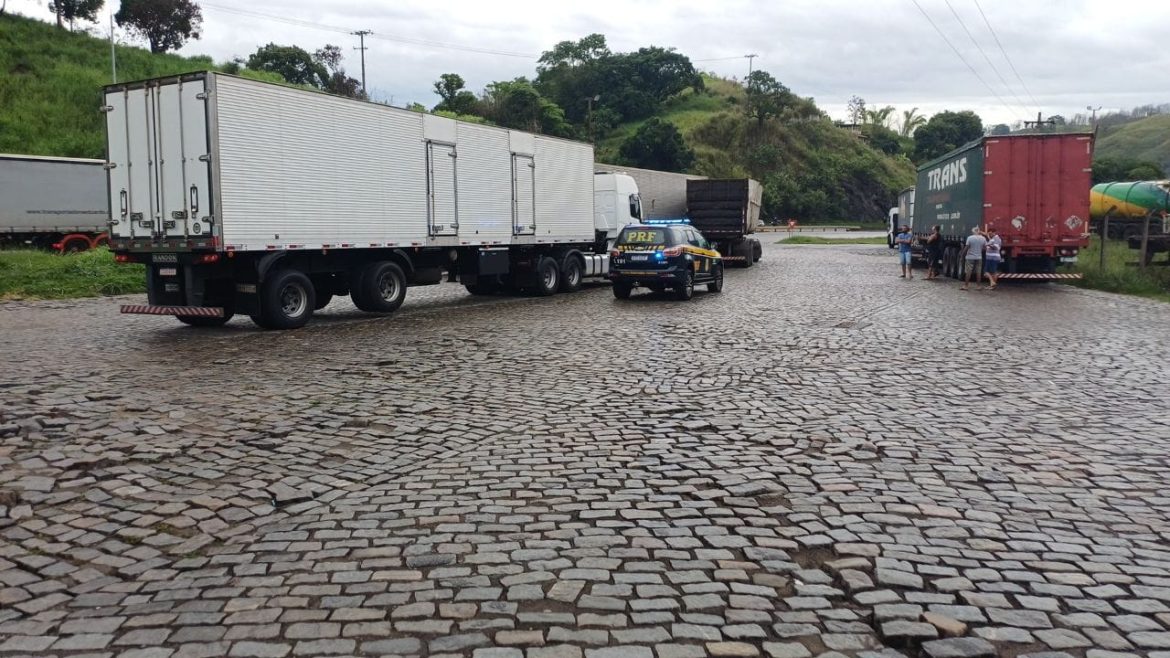 2e1ccd70 95c4 40c9 ba99 2531bf6ca94d 2e1ccd70 95c4 40c9 ba99 2531bf6ca94d