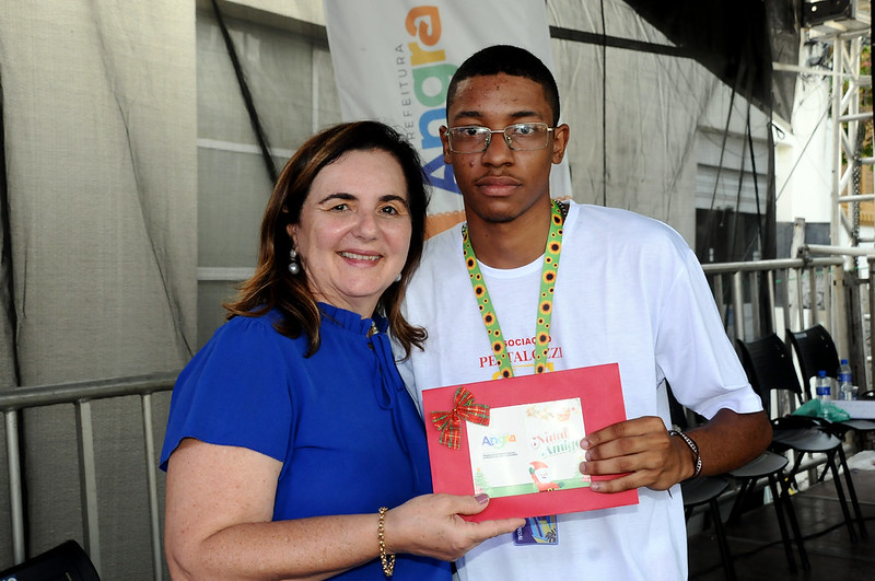 30.cf.res.cidades.angra inicia entrega do cartão natal amigo.2.aÇÃo.divulgaÇÃopmar