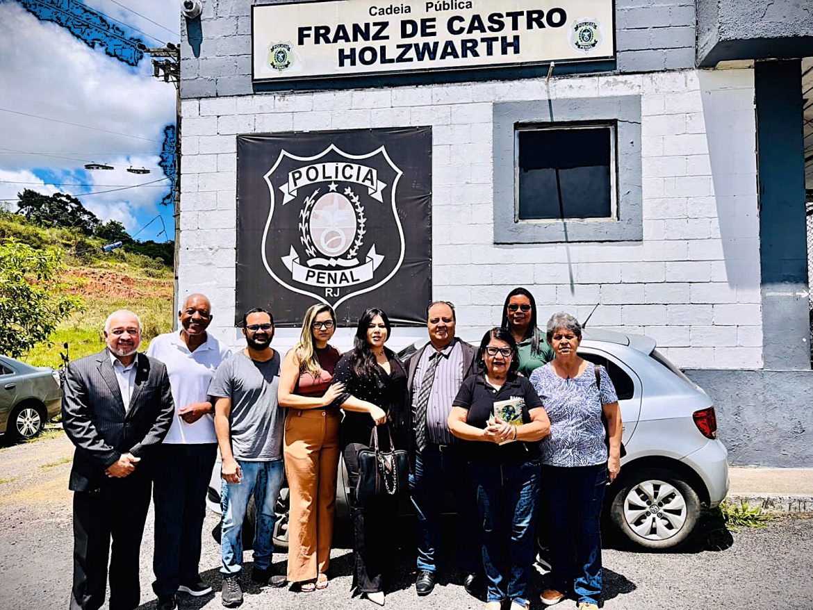 32.cf.res.cidades.secretaria de direitos humanos visita cadeia.divulggaÇÃopmvr