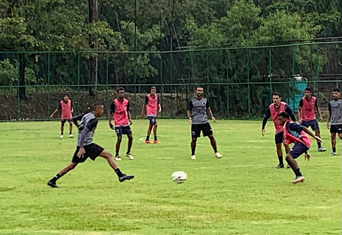 32.cf.res.esportes.voltaço encerra semana de treinos.brunoreisvrfc