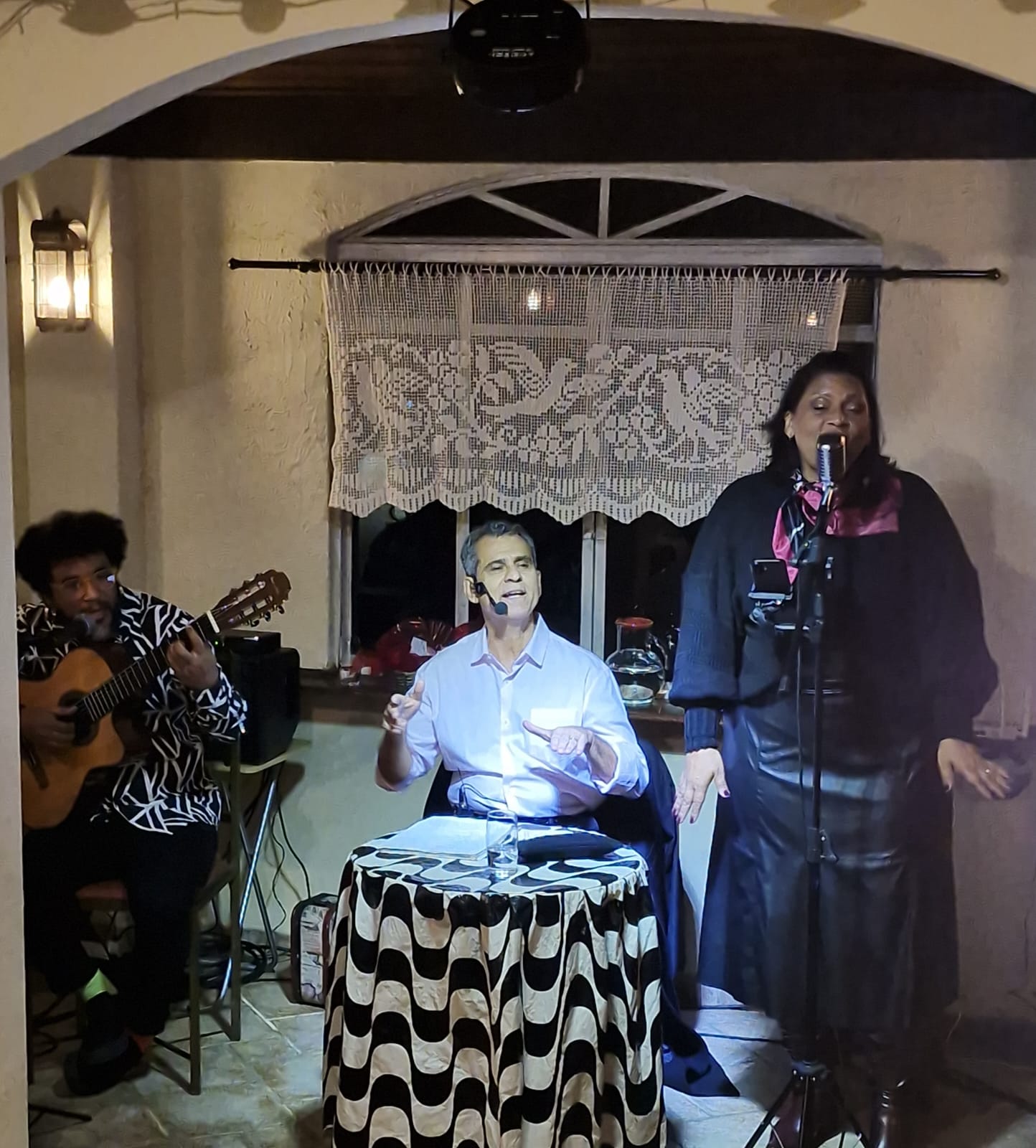 34.cf.res.cidades.espetáculo sobre vinicius.2.pÚblico.divulgaÇÃo