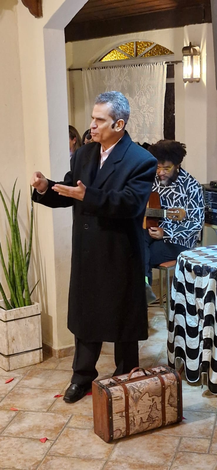 34.cf.res.cidades.espetáculo sobre vinicius.2.pÚblicodivulgaÇÃo (2) 34.cf.res.cidades.espetáculo sobre vinicius.2.pÚblicodivulgaÇÃo (2)