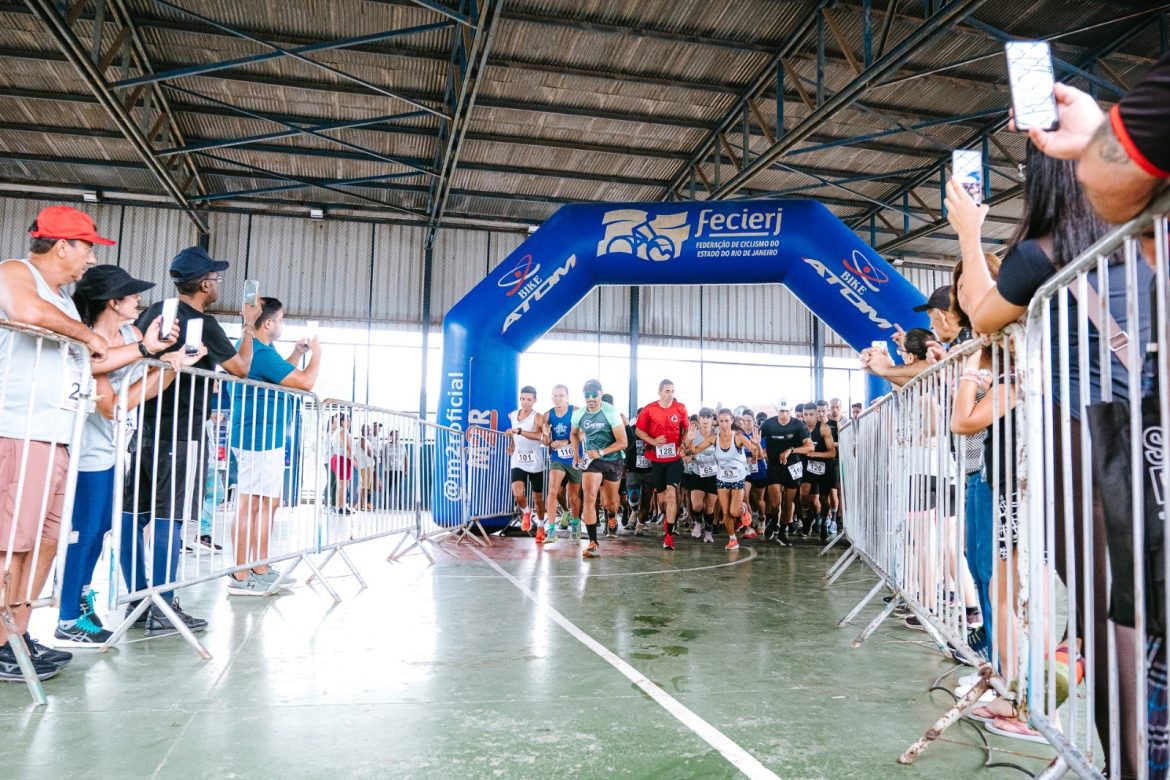 35.cf.res.cidades.chuva não impede etapa final do circuito.2.mais de 250.yurimelopmbm (2) 35.cf.res.cidades.chuva não impede etapa final do circuito.2.mais de 250.yurimelopmbm (2)