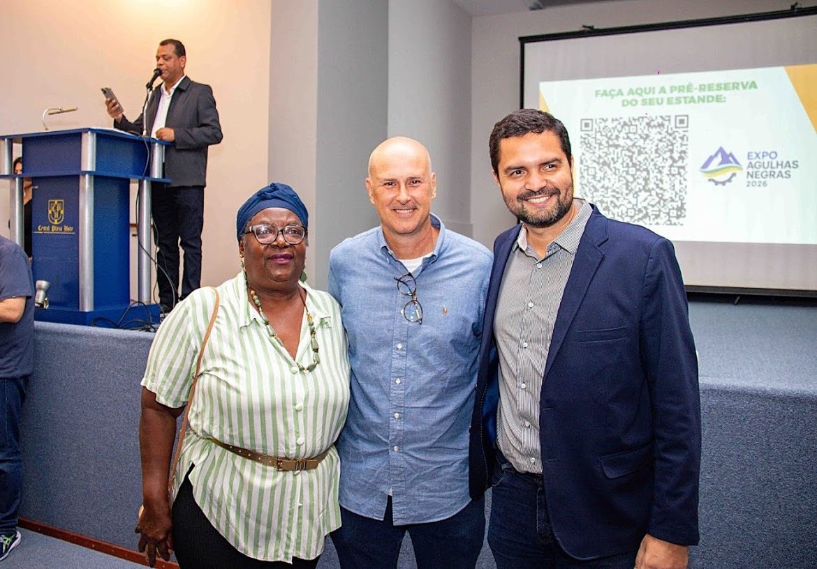 35.cf.res.polÍtica.prefeitos lançam expo agulhas negras.1.prefeitos.divulgaÇÃo