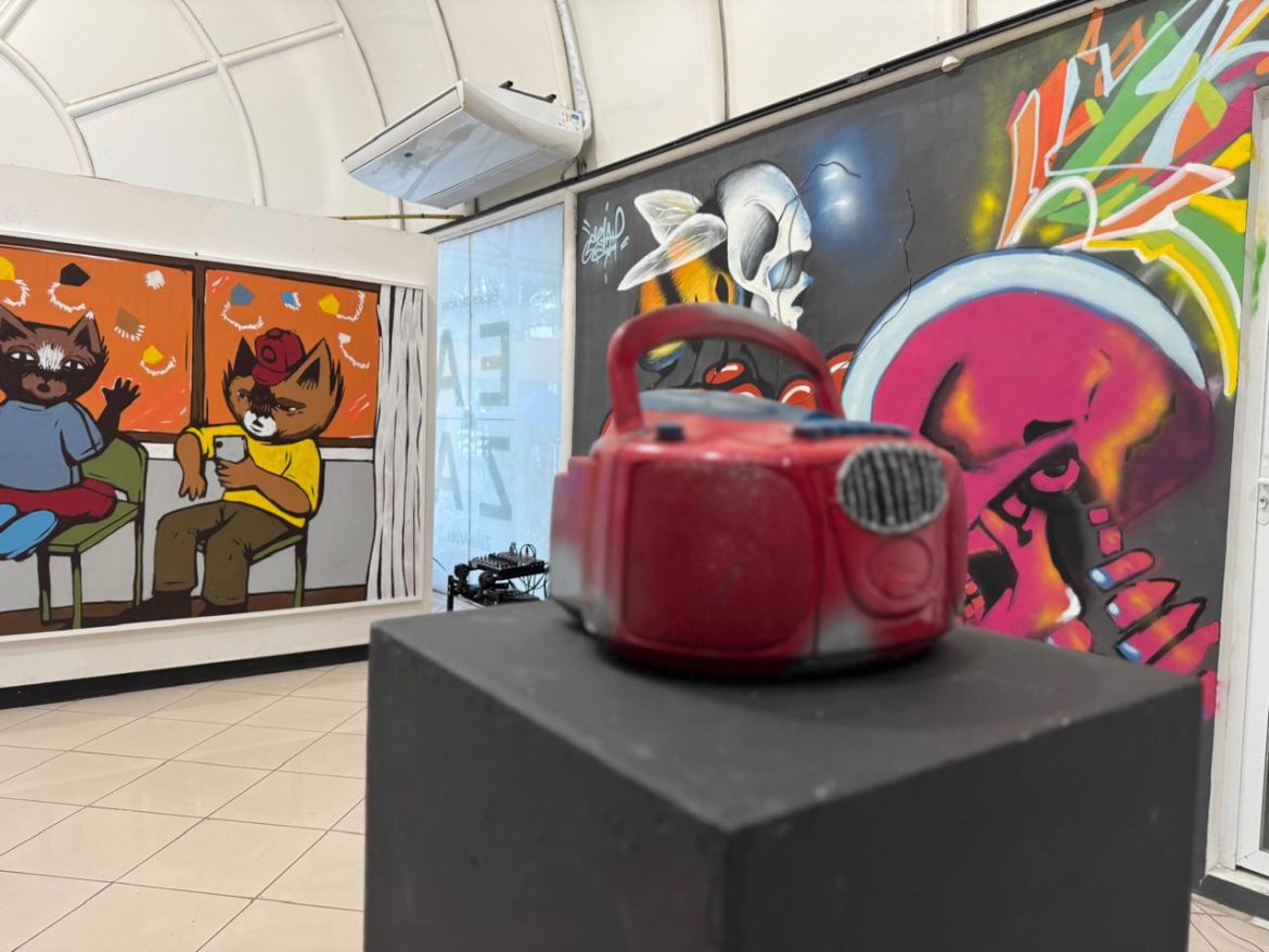 36.cf.res.cidades.exposição hip hop.1.painÉis.divlgaÇÃopmvr (3)