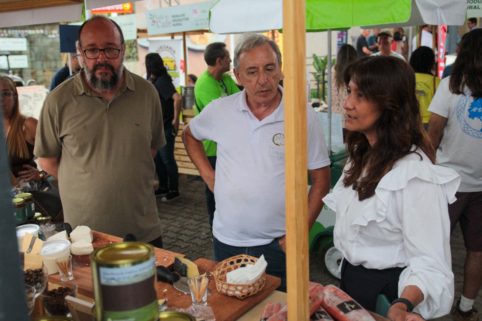 42.cf.res.cidades.barra do piraí sedia feira do produtor.3.centro.divulgaÇÃopmbp