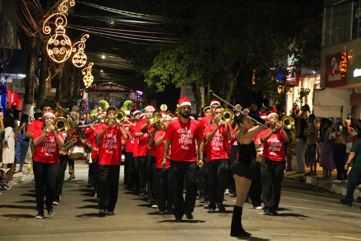 44.cf.res.cidades.neve em penedo e parada de natal.2.parada.redessociais 44.cf.res.cidades.neve em penedo e parada de natal.2.parada.redessociais