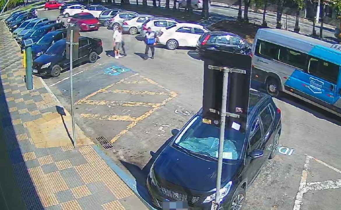 a0577344 a4f3 40f7 9477 6f2d901ffcc0