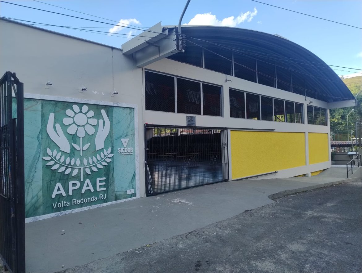 apae de volta redonda promove o grande bazar de utilidades com arrecadação em prol da instituição divulgação1