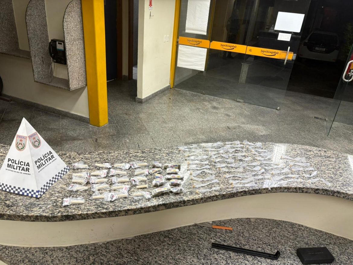 bfb69569 3f83 4feb 9783 b3a9c0faa23b