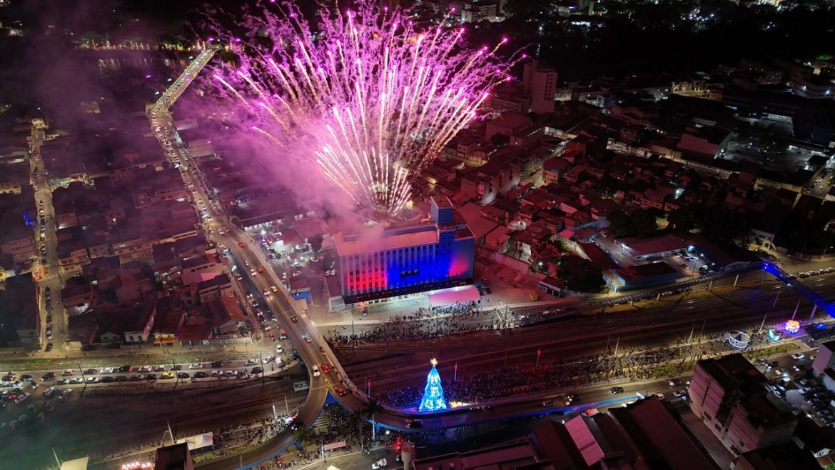 cantata de natal iluminará o prédio da prefeitura de barra mansa neste fim de semana yauri melo pmbm