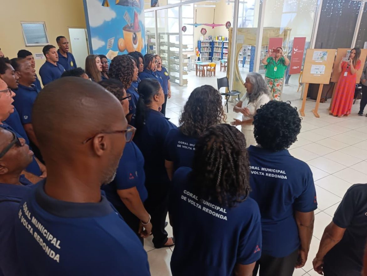 coral municipal de volta redonda abre temporada de cantatas de natal pela cidade adriana cópoi secom 111