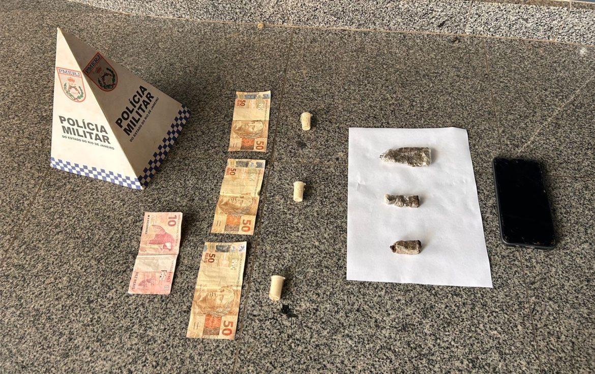 homem é detido em valença sob suspeita de envolvimento com tráfico de drogas divulgação