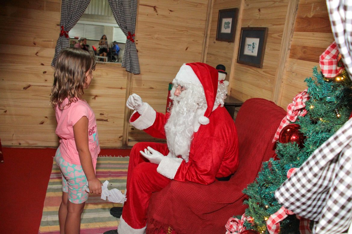 notas papai noel de helicÓptero em barra do piraÍ divulgaÇÃo