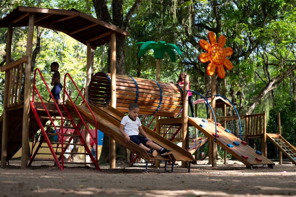 parque zoológico municipal de volta redonda divulga funcionamento durante as festas de fim de ano cris oliveira secom
