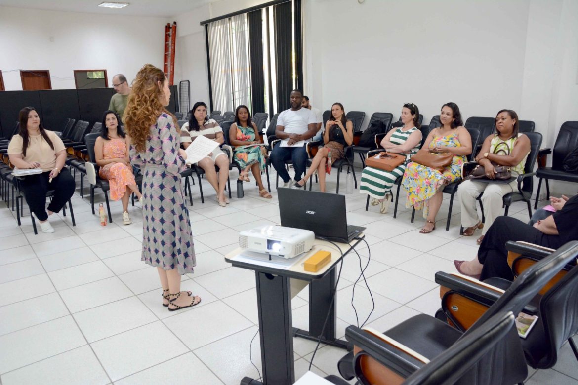 profissionais da rede municipal de barra mansa participam do aprofundamento sobre o programa leitura e escrita na educação infantil paulo dimas111 profissionais da rede municipal de barra mansa participam do aprofundamento sobre o programa leitura e escrita na educação infantil paulo dimas111